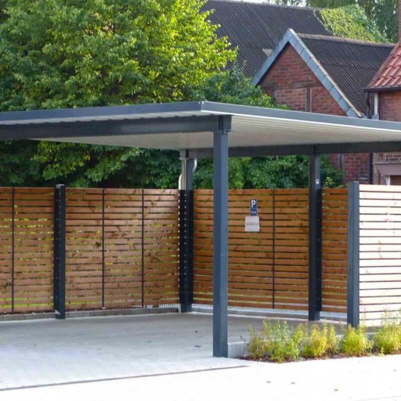 Carport-aus-Stahl-Trapezblech-Dacheindeckung