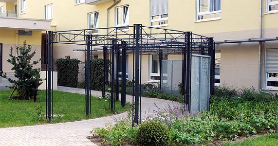 Pergola-Eingang1